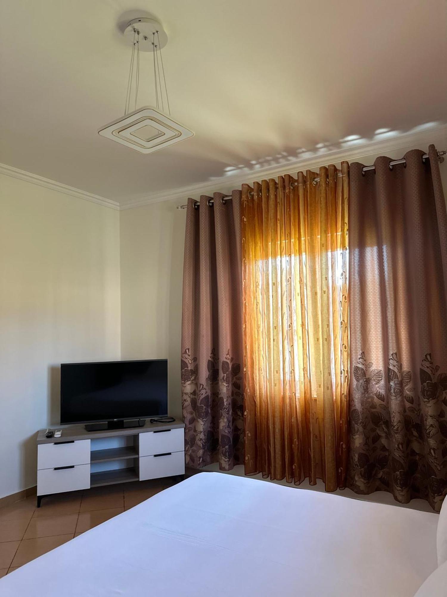 Tirana Residence * Tirana